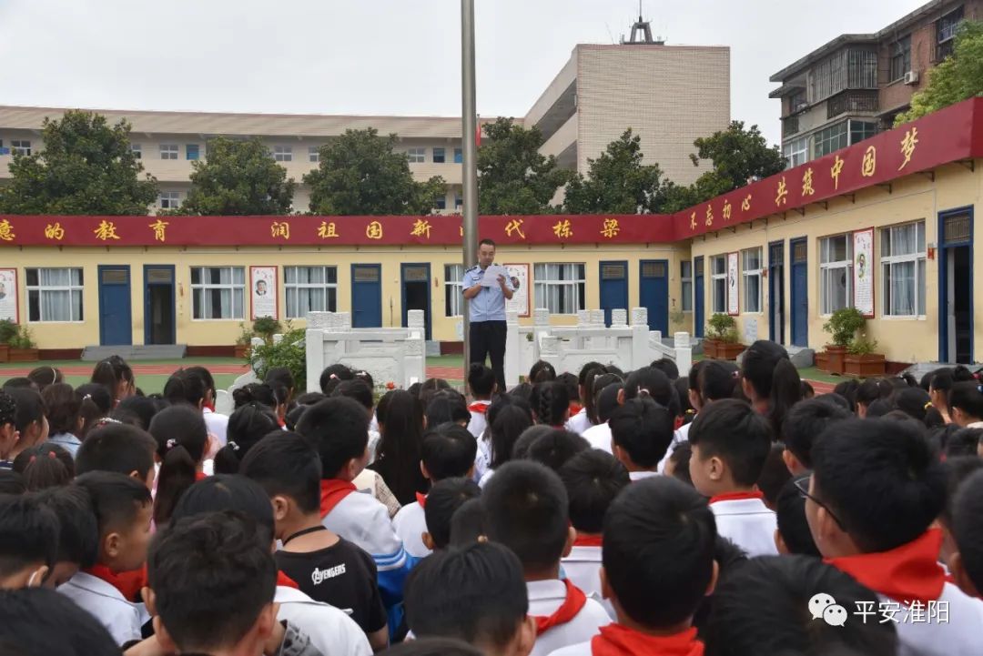 182559cptz8qkkt1nean1r.jpg