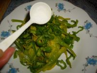炝拌黄花菜的做法步骤
